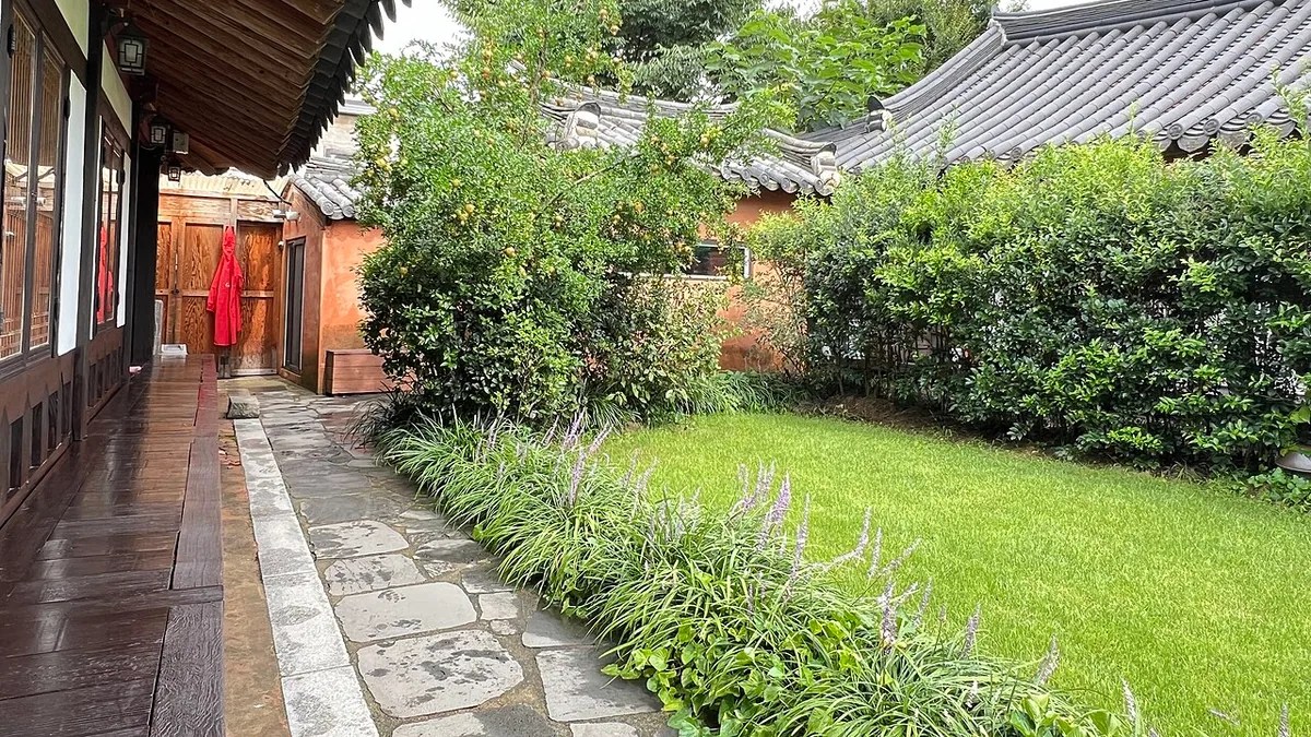 Jeonju Hanok Village Guide: Hanbok, Hanok Stays, Food & Getting There guide cover