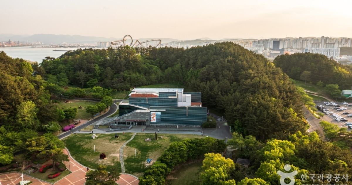 14 Best Things to Do in Pohang (2026): Space Walk & Coastal Views guide cover
