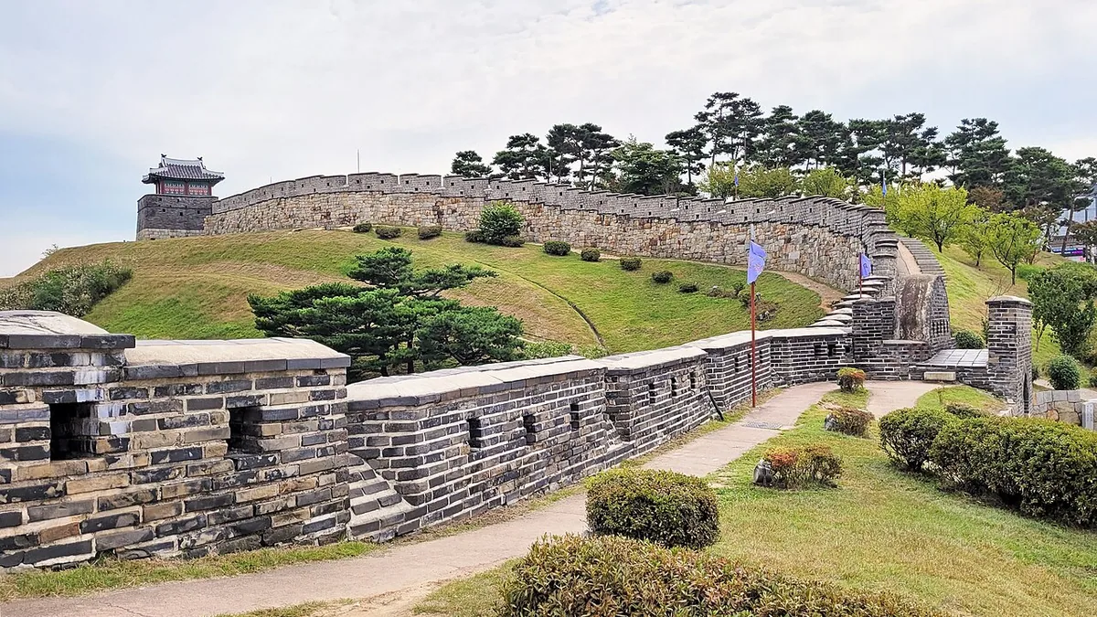 Beyond Seoul & Busan: Free Things to Do Across Korea by Region (2026) guide cover
